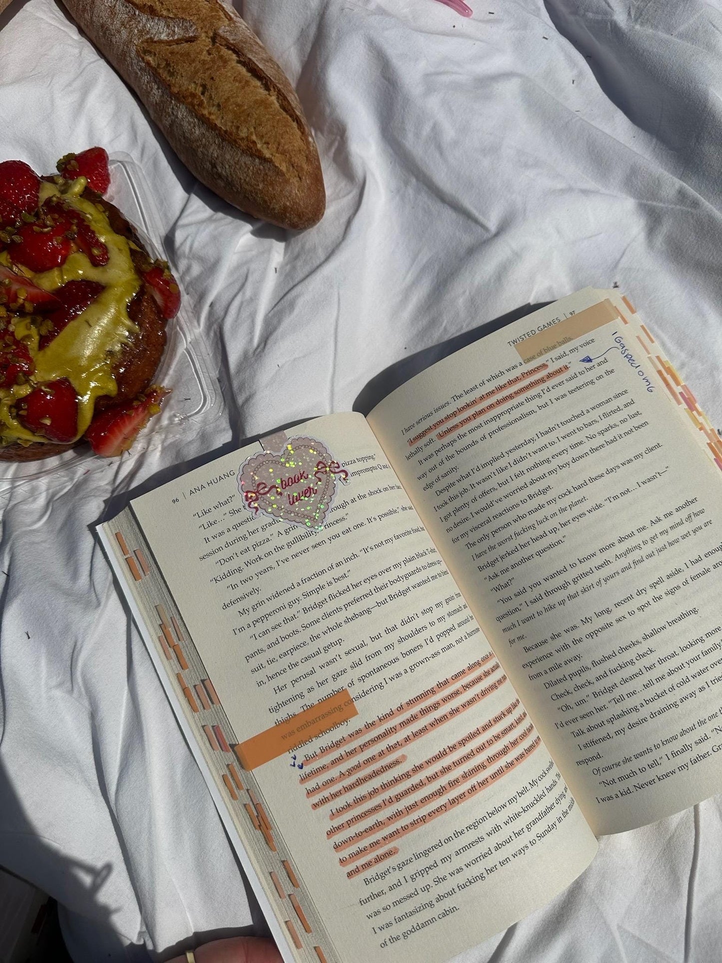 Book lover - sparkling magnetic bookmark