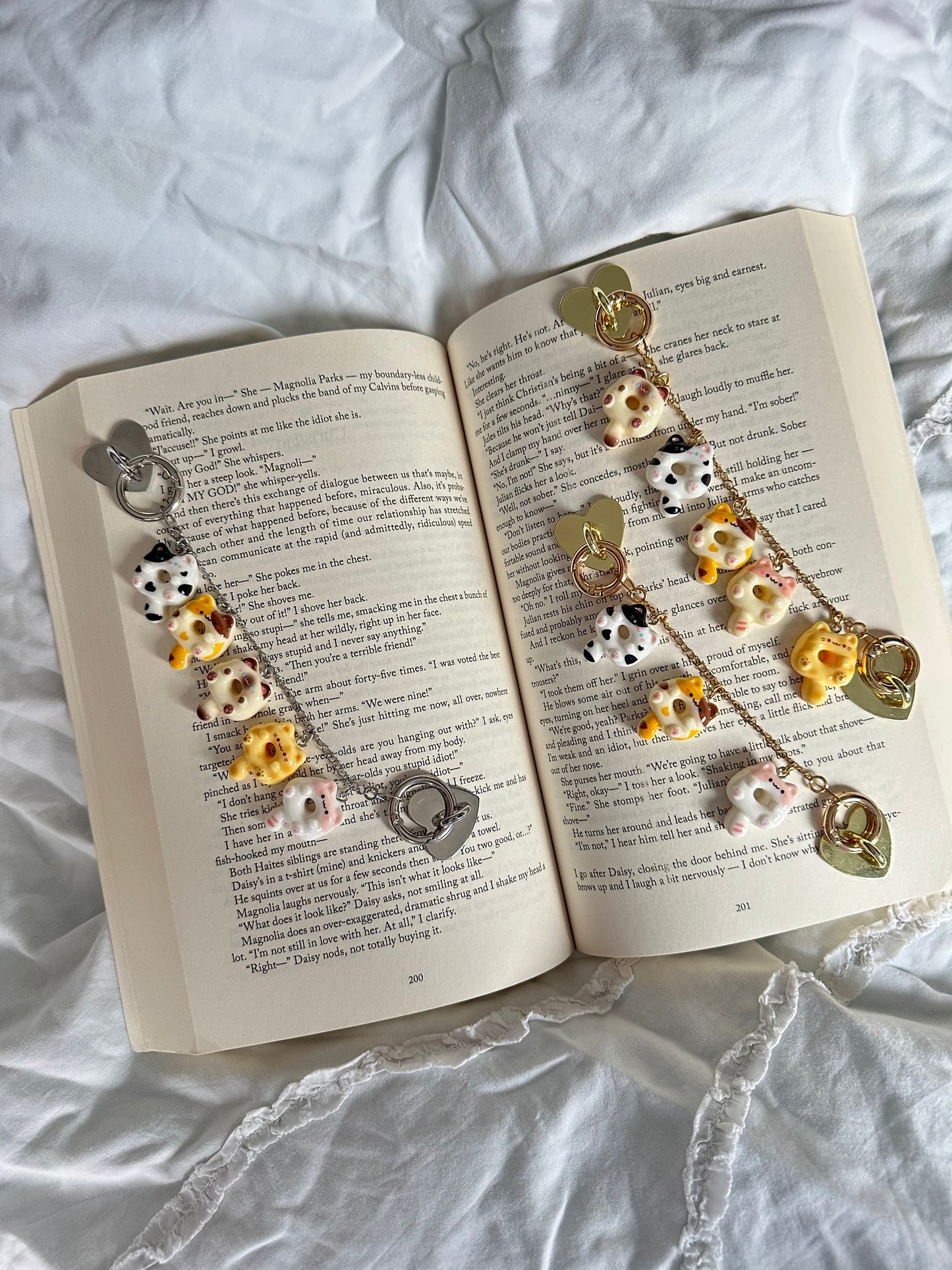 Kindle/Kobo double charm chain - Donut kitties