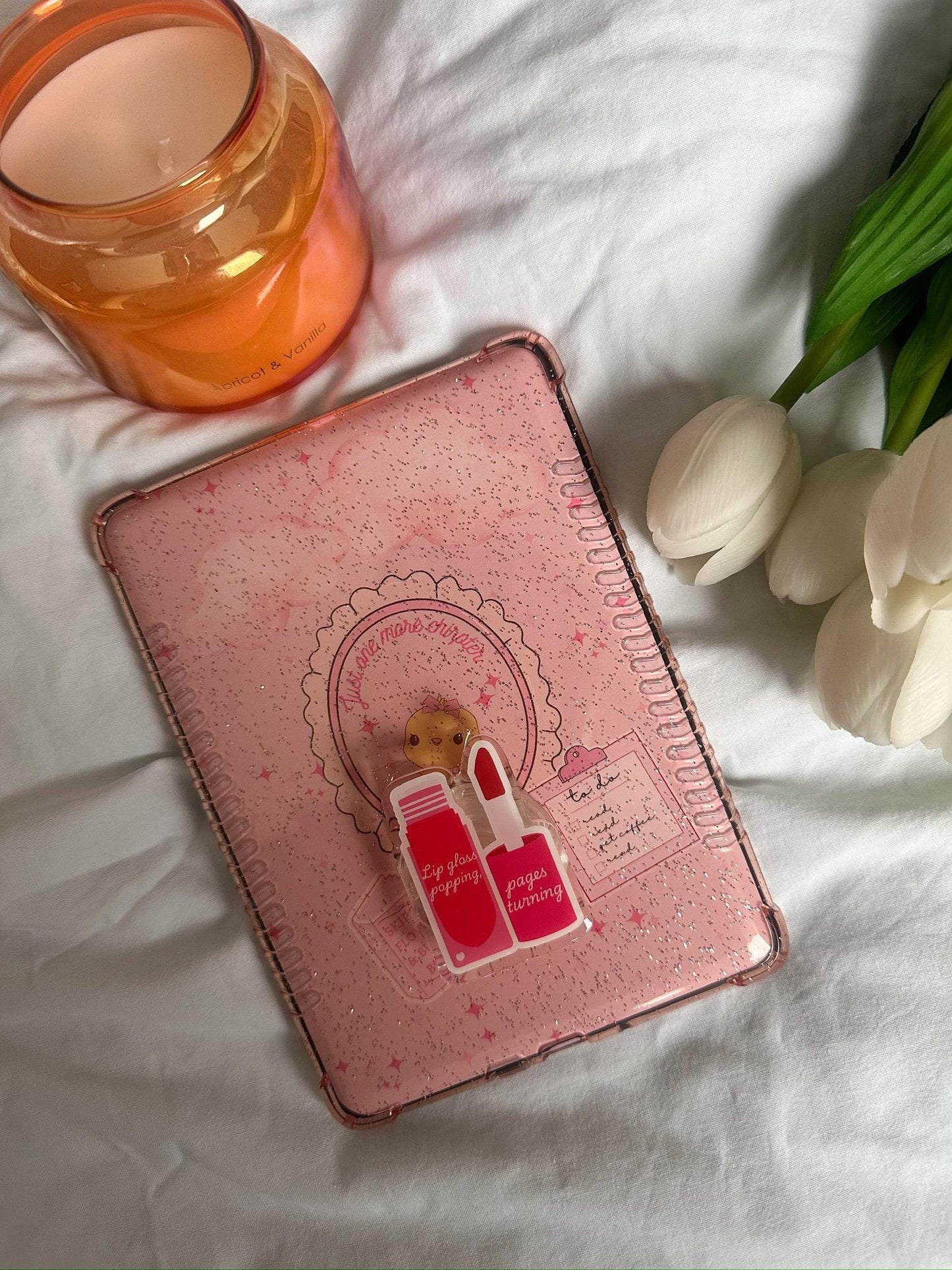 Lipgloss popping, pages turning grip for e-reader or phone