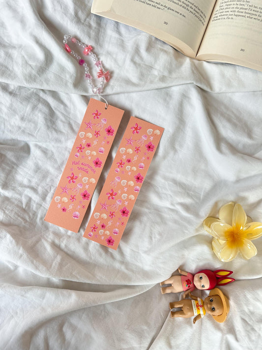Hot summer reads bookmark
