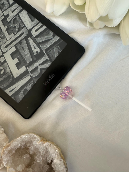 Heart lolly Kindle plug