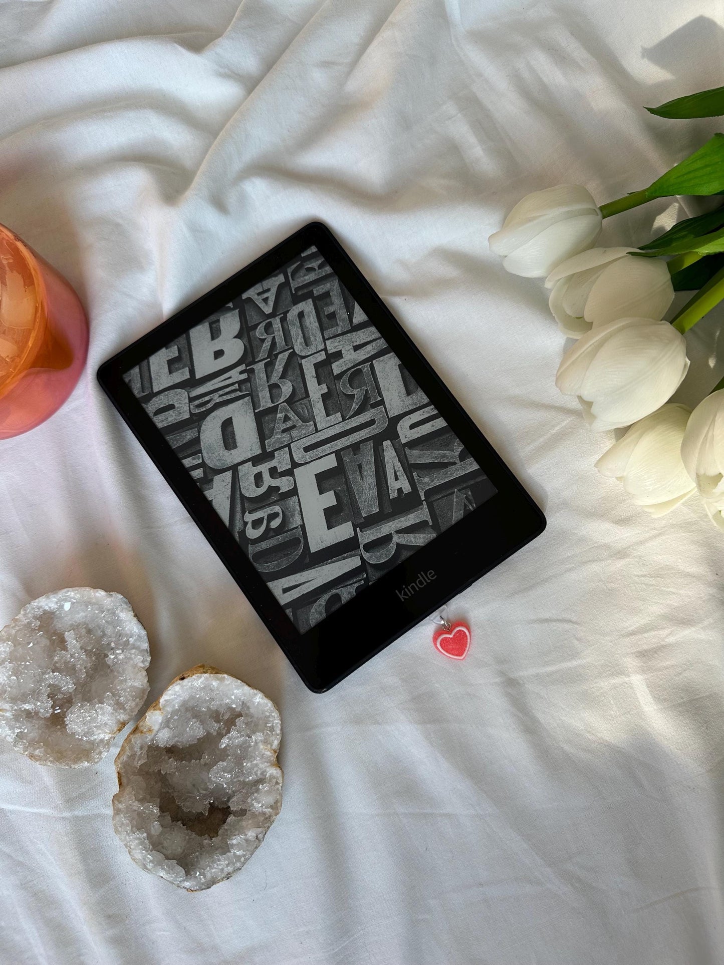 Sugar heart Kindle plug