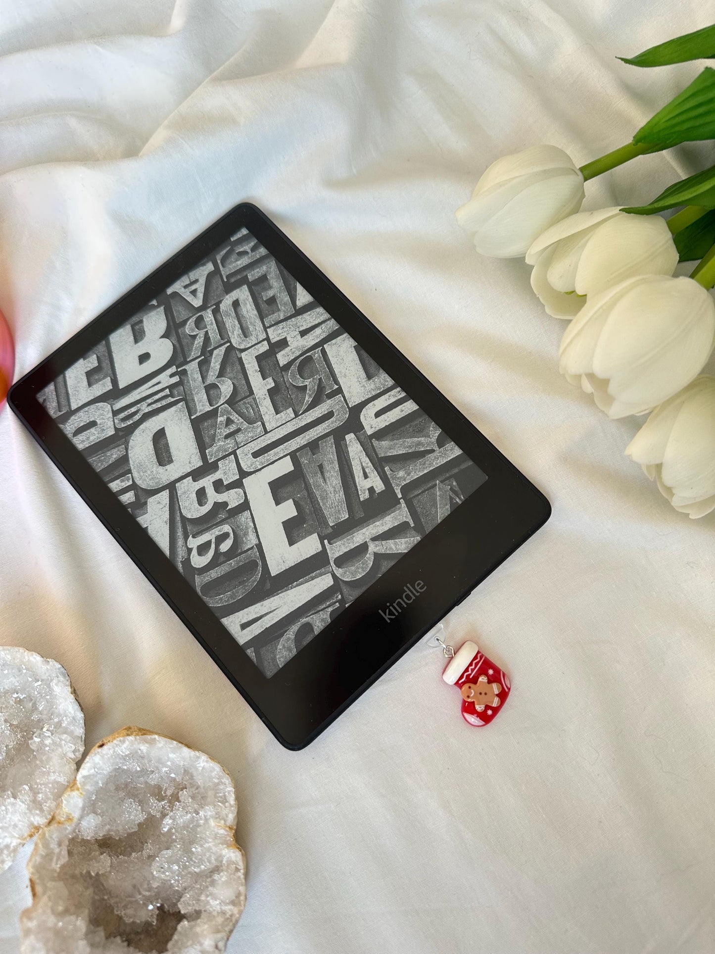 Cute Christmas stocking Kindle plug