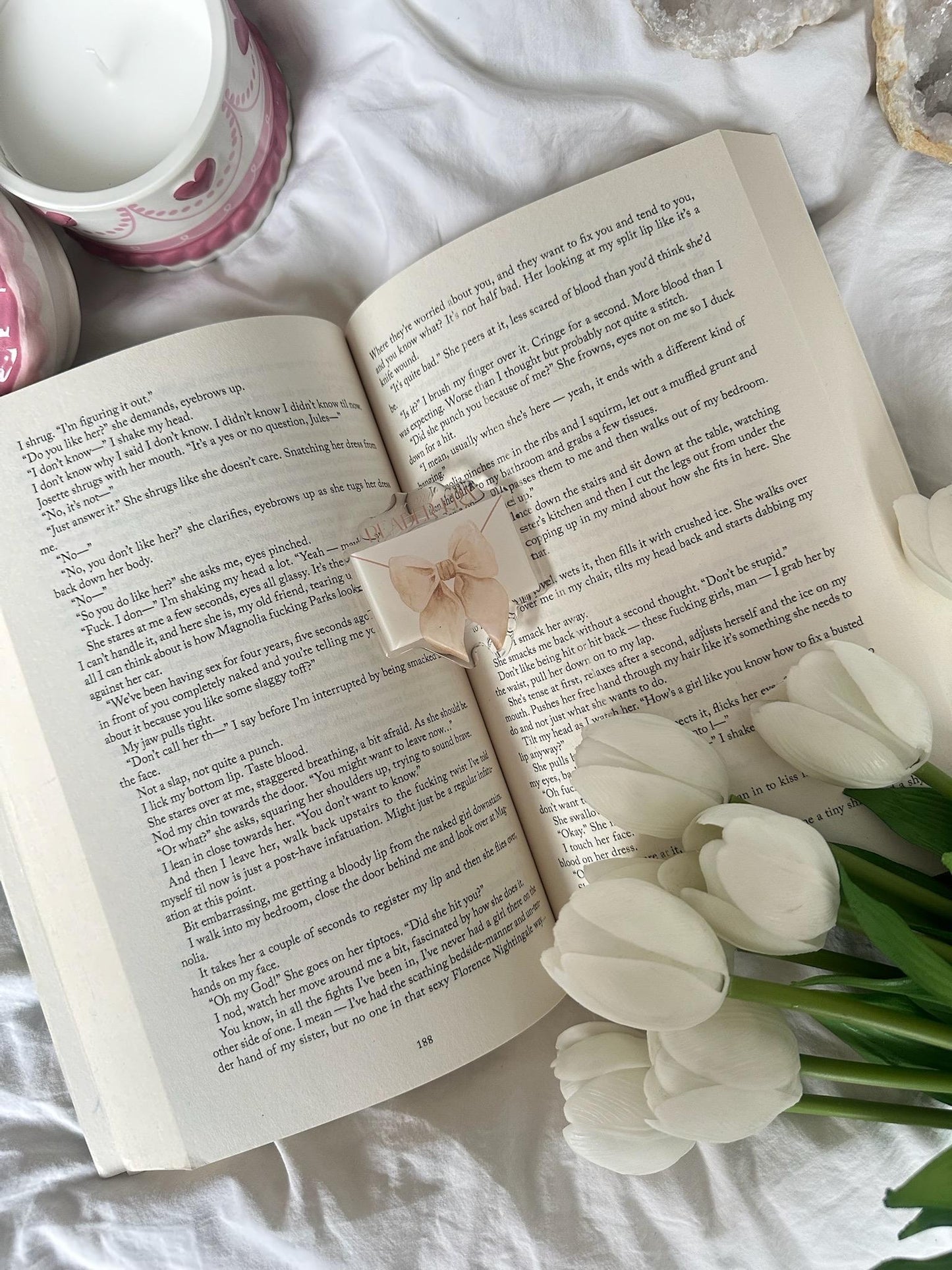 In my reader era grip for e-reader or phone