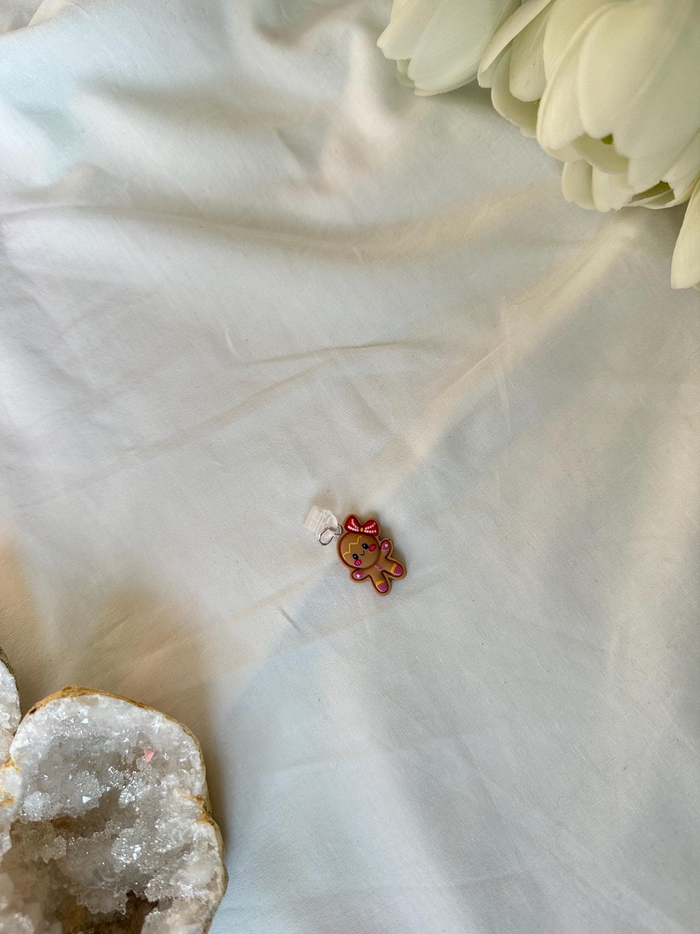 Gingerbread girl Kindle plug