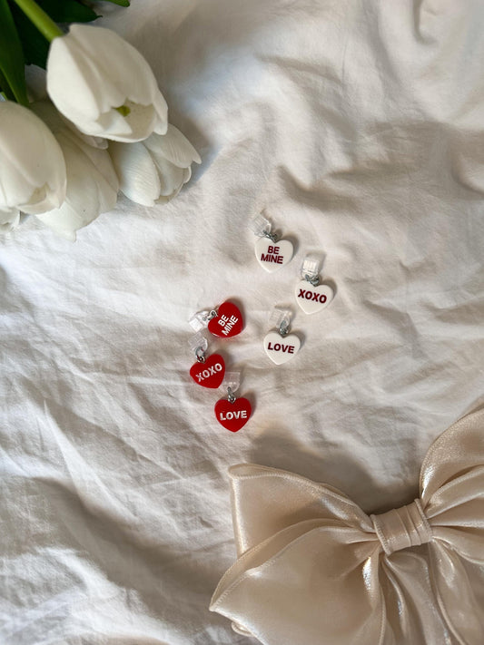 Text heart Kindle plug