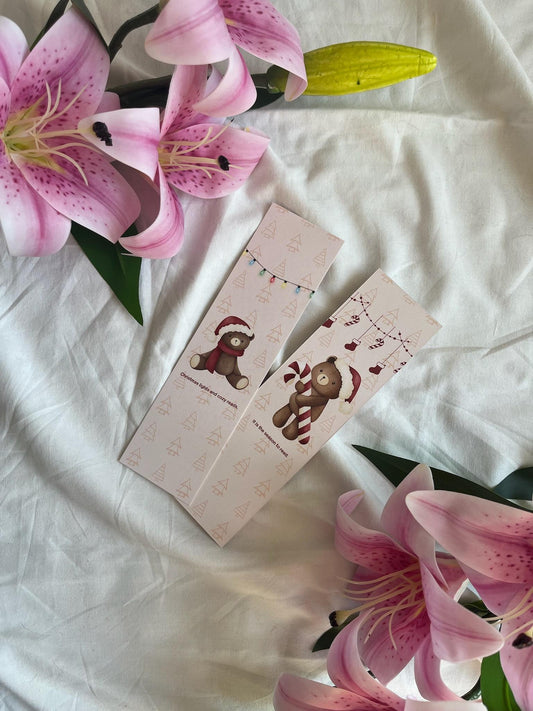 Christmas lights and cozy reads / it is the season to read Bookmark