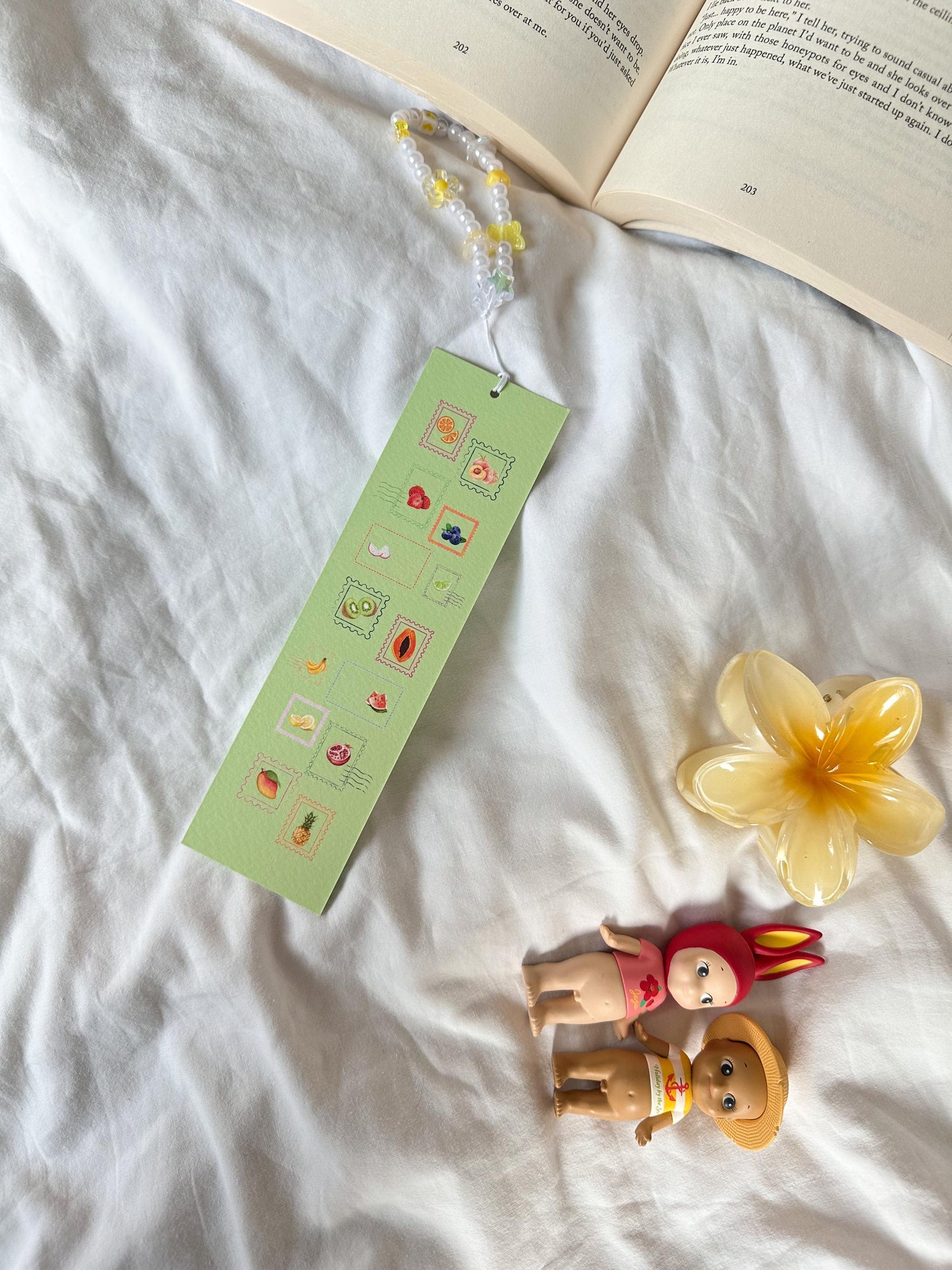 Berry good books for berry good summers bookmark
