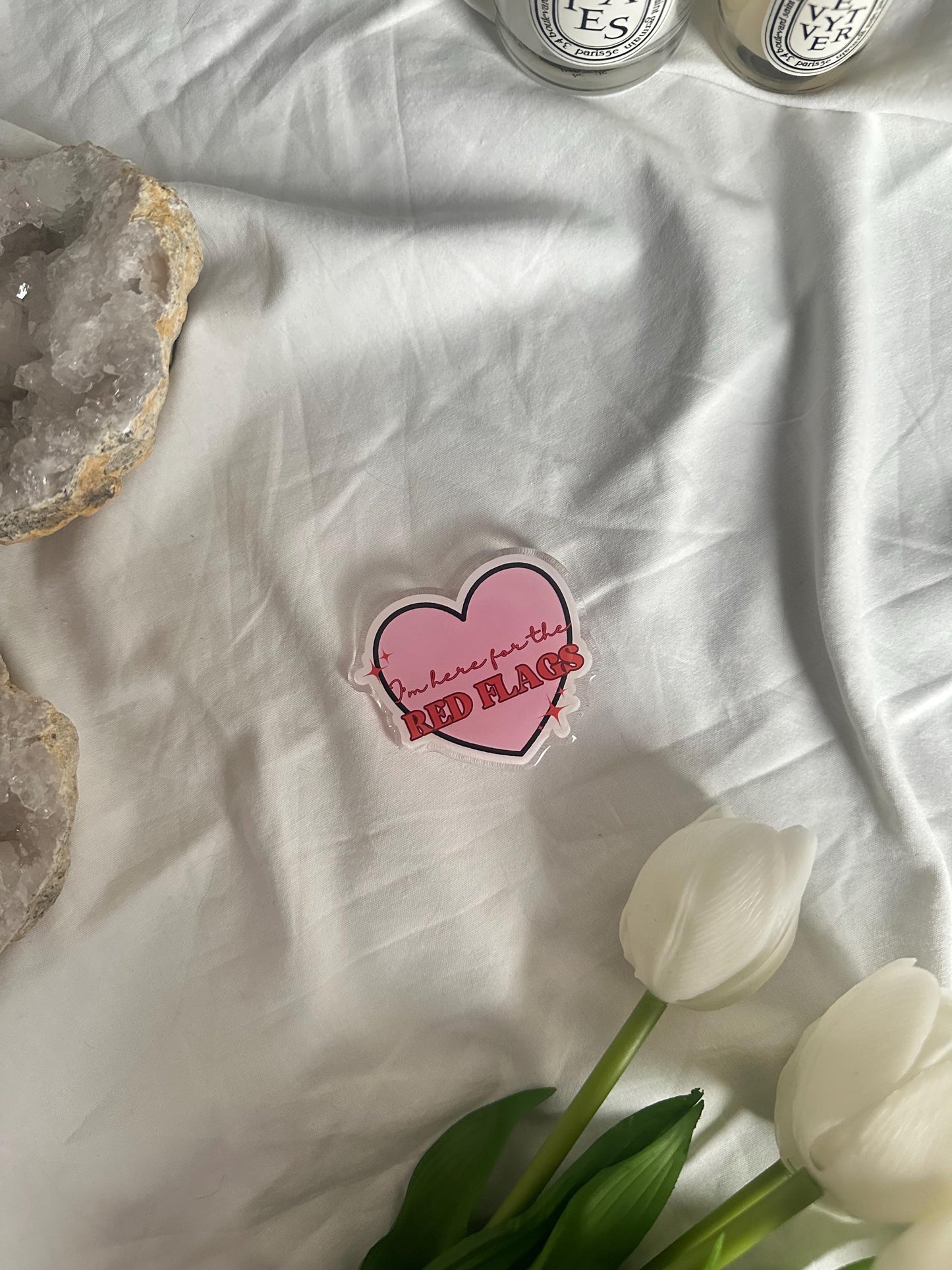 I’m here for the red flags grip for e-reader or phone