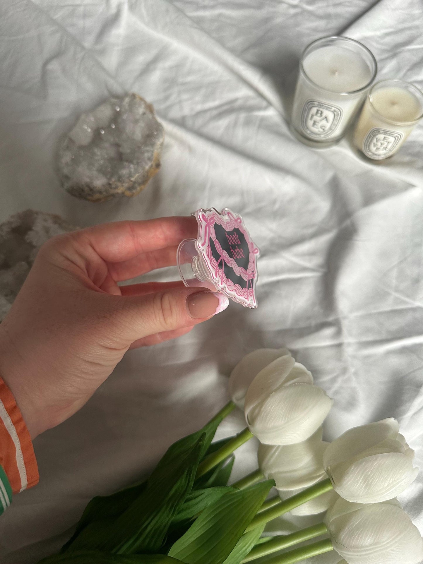 Book babe grip for e-reader or phone