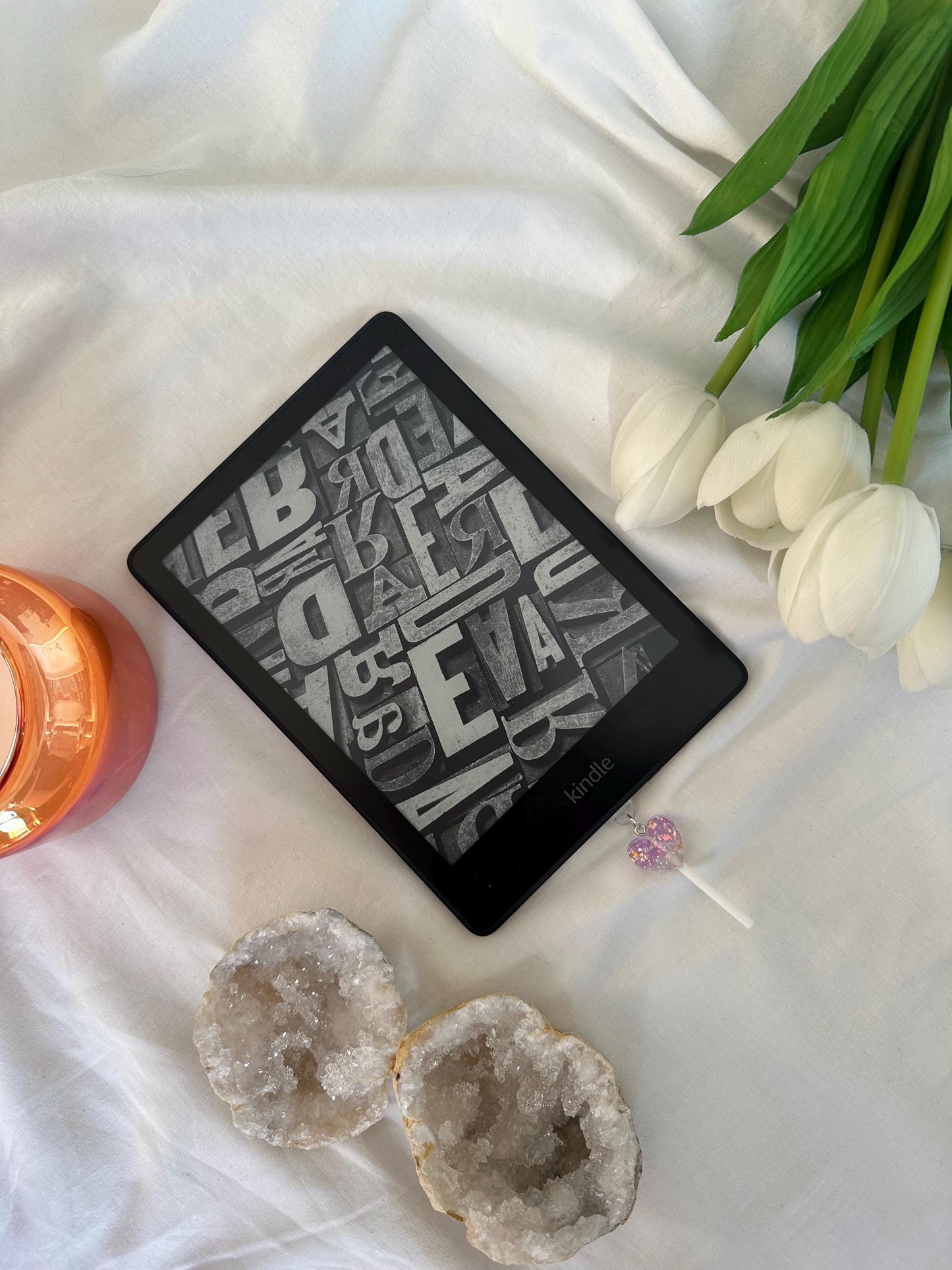 Heart lolly Kindle plug